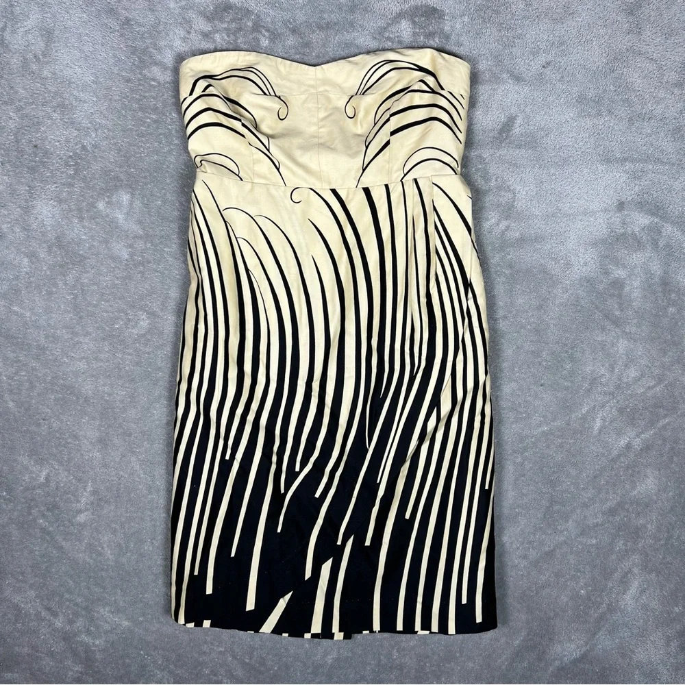 Moulinette Soeurs Strapless Dress in Black and Cream - Picture 3 of 10